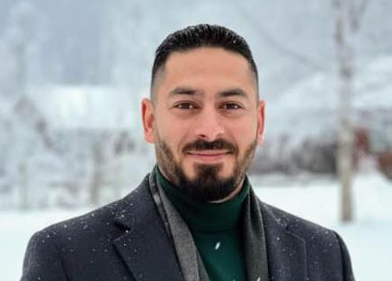 Portrait of Nour, full-stack developer and cybersecurity master's student